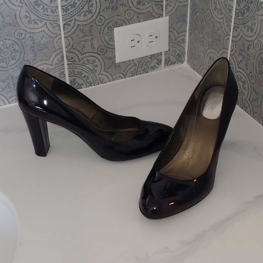 Black heals